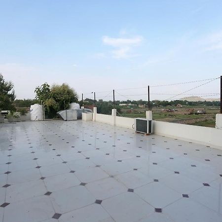 Oyo 18301 Hotel A-One Alwar Exterior foto
